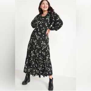 Old Navy Square neck Black Floral Long Sleeve Dress - small , fits a medium too